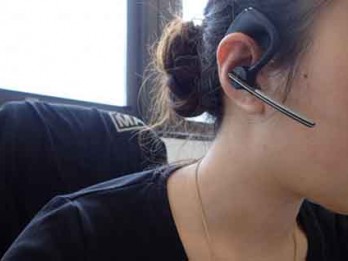 Bahaya Earphone Dapat Merusak Pendengaran Anak